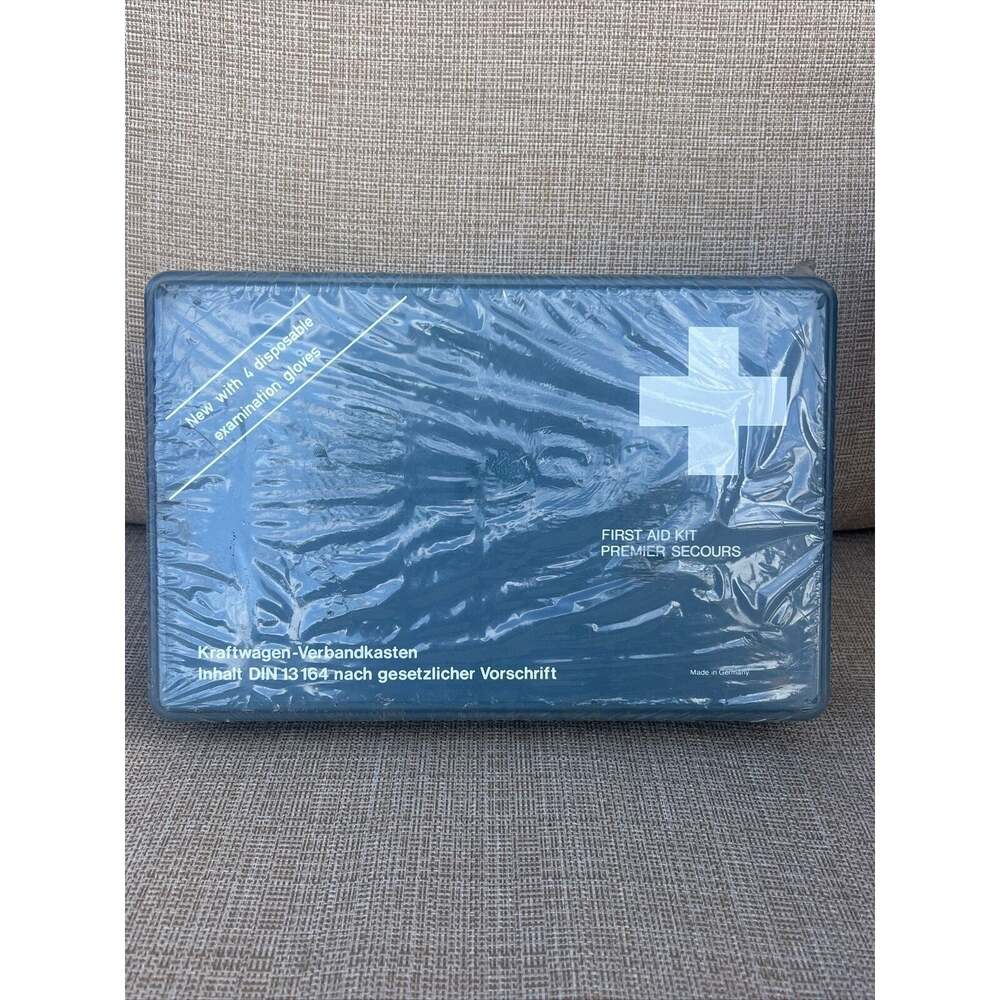 NOS Sealed 1st First Aid Kit Kraftwagen- Verbandkasten 13164 Medical Vintage